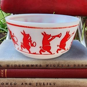 Vintage milk glass musical pigs child's bowl by Hazel- Atlas